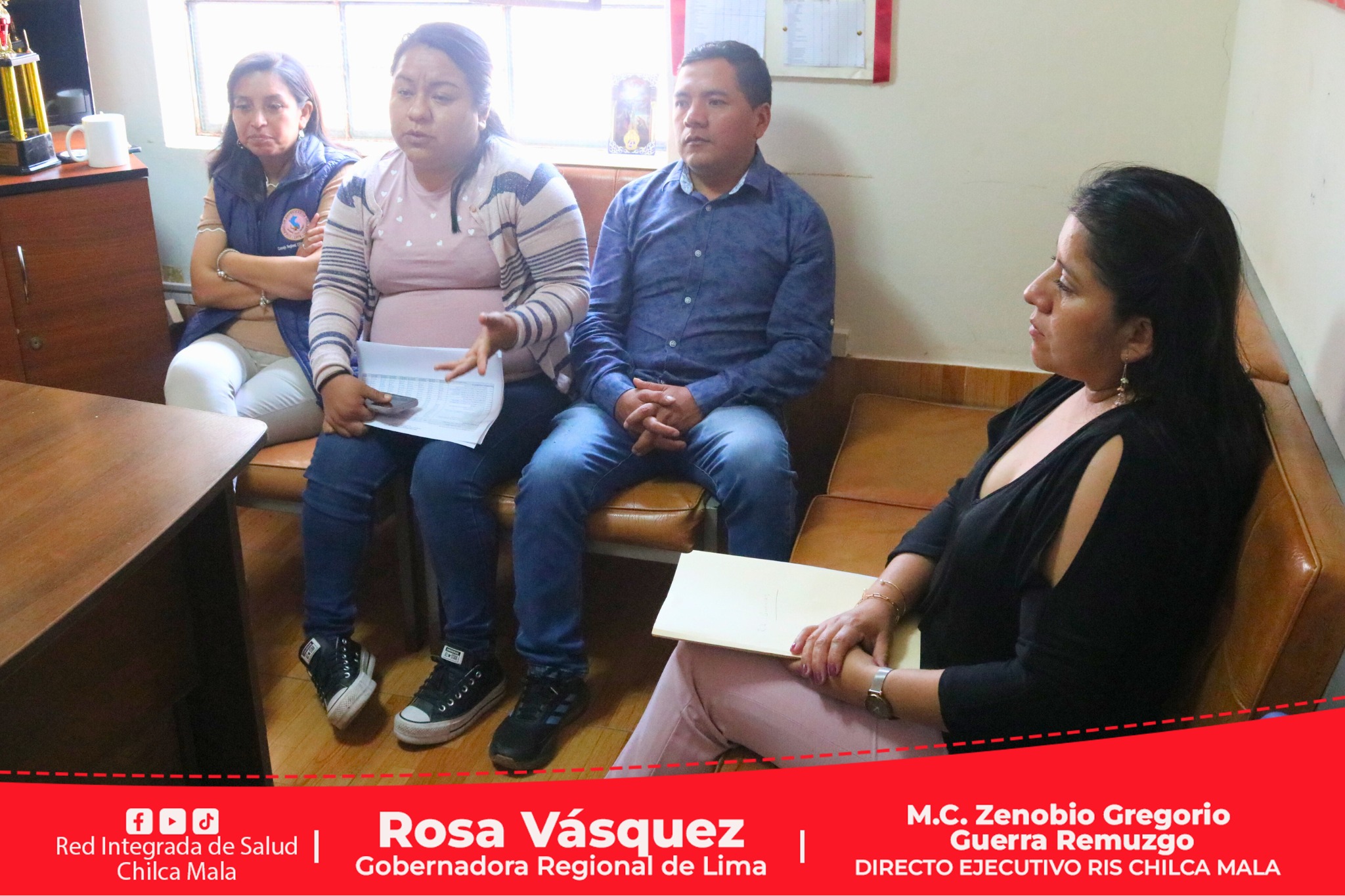Director Ejecutivo de la RIS Chilca Mala junto a su equipo de gestión se reúnen con el jefe de la MicroRed Mala