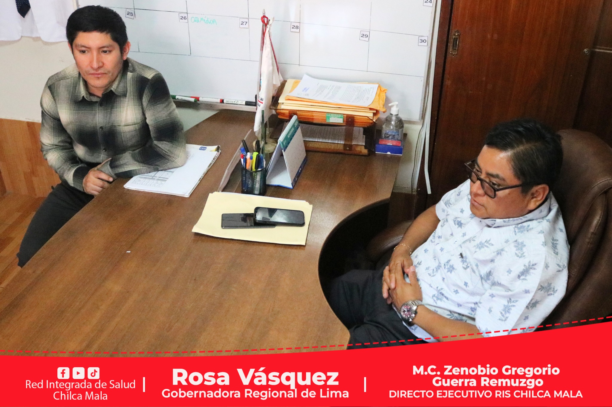 Director Ejecutivo de la RIS Chilca Mala junto a su equipo de gestión se reúnen con el jefe de la MicroRed Mala