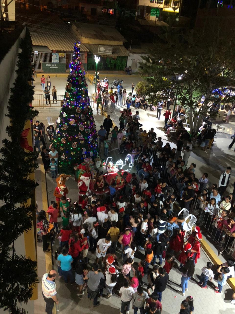 ARBOL NAVIDEÑO