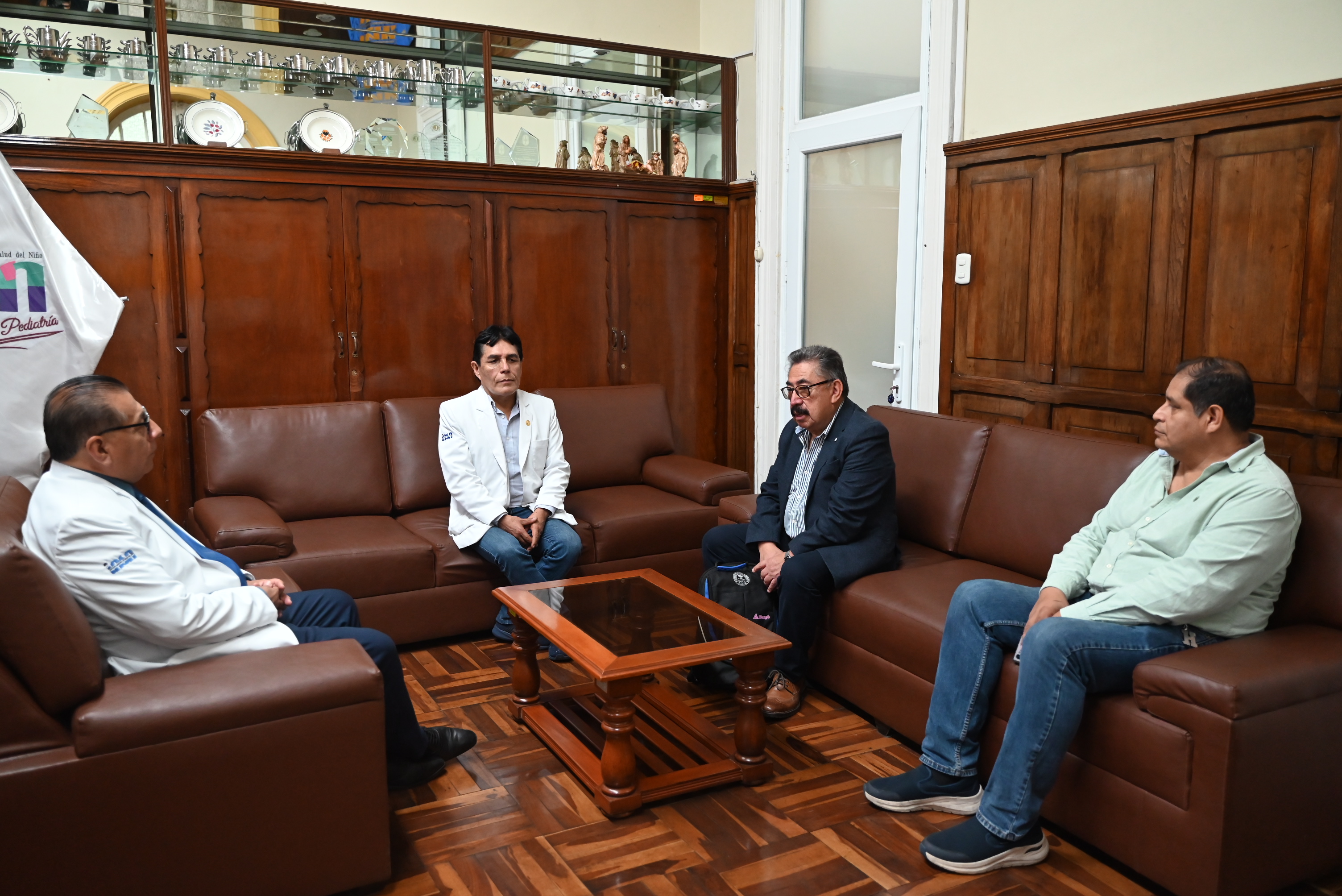 La cirugía ayuda a reincorporar al niño a su actividad normal, señaló el Dr. Dr. Hersey Barriga, jefe del Servicio de Ortopedia y Traumatología.