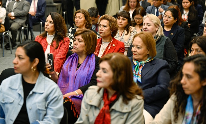 Ministro Schialer destacó contribución de la Cancillería en promover derechos de mujeres y emprendimientos en el exterior