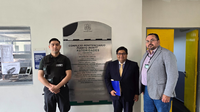 Acercan servicios consulares a la comunidad peruana en Puerto Montt