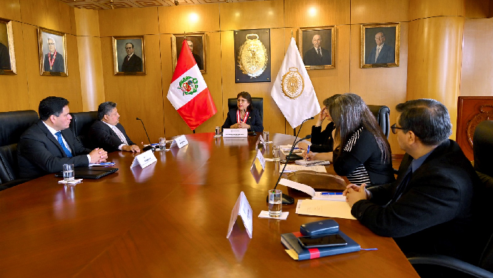 Fiscal de la Nación recibe visita de representación del Colegio de Abogados de los Estados Unidos de América (ABA ROLI)
