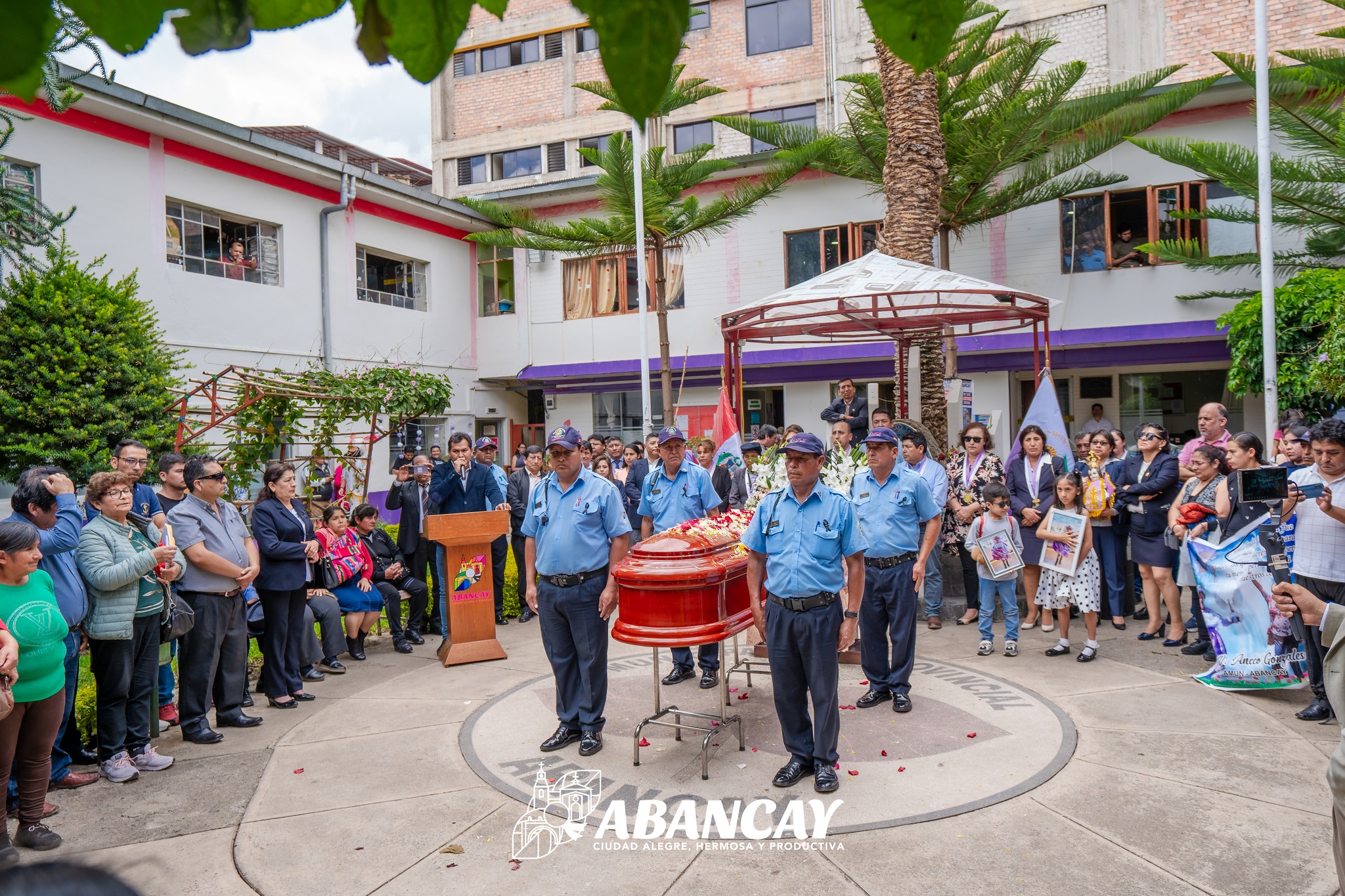 ✝Municipalidad Provincial De Abancay Rinde Homenaje Póstumo A La Sra. Dely Nicolasa Ancco Gonzáles.🕊