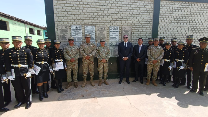 Director de Seguridad y Defensa de Cancillería clausura el “XLVIII Curso Básico en Desminado Humanitario”