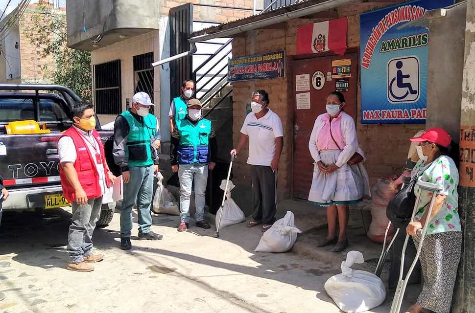 Entrega de víveres a organizaciones de PCD en la región Huánuco