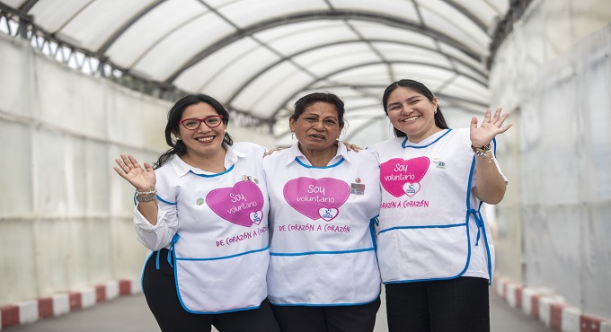 Más de 1,300 voluntarios brindan atención de calidad a asegurados en todo el país