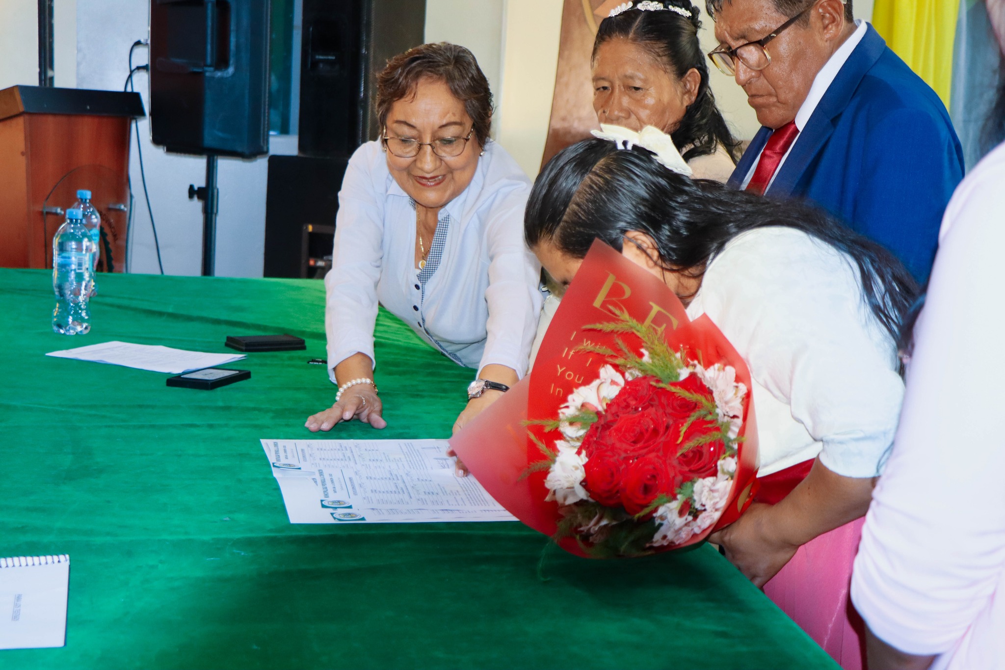Se llevó a cabo la ceremonia de matrimonio civil comunitario con la presencia del alcalde