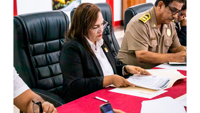 Alcaldesa participa de reunión del CORESEC.