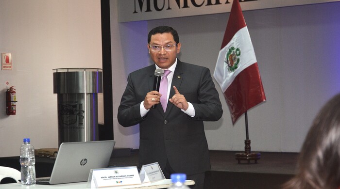 EXPOSITOR DEL PROYECTO PEL