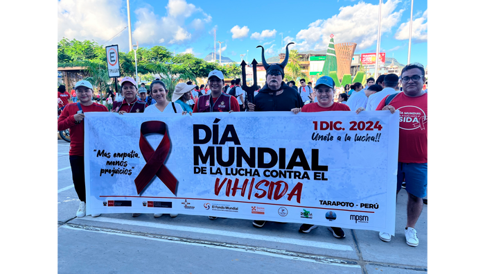 Pasacalle de sensibilizaciΓ³n por el "DΓa mundial de la lucha contra el VIH/SIDA".