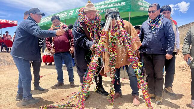 Gore Tacna inicia proyecto en el ACR Vilacota – Maure