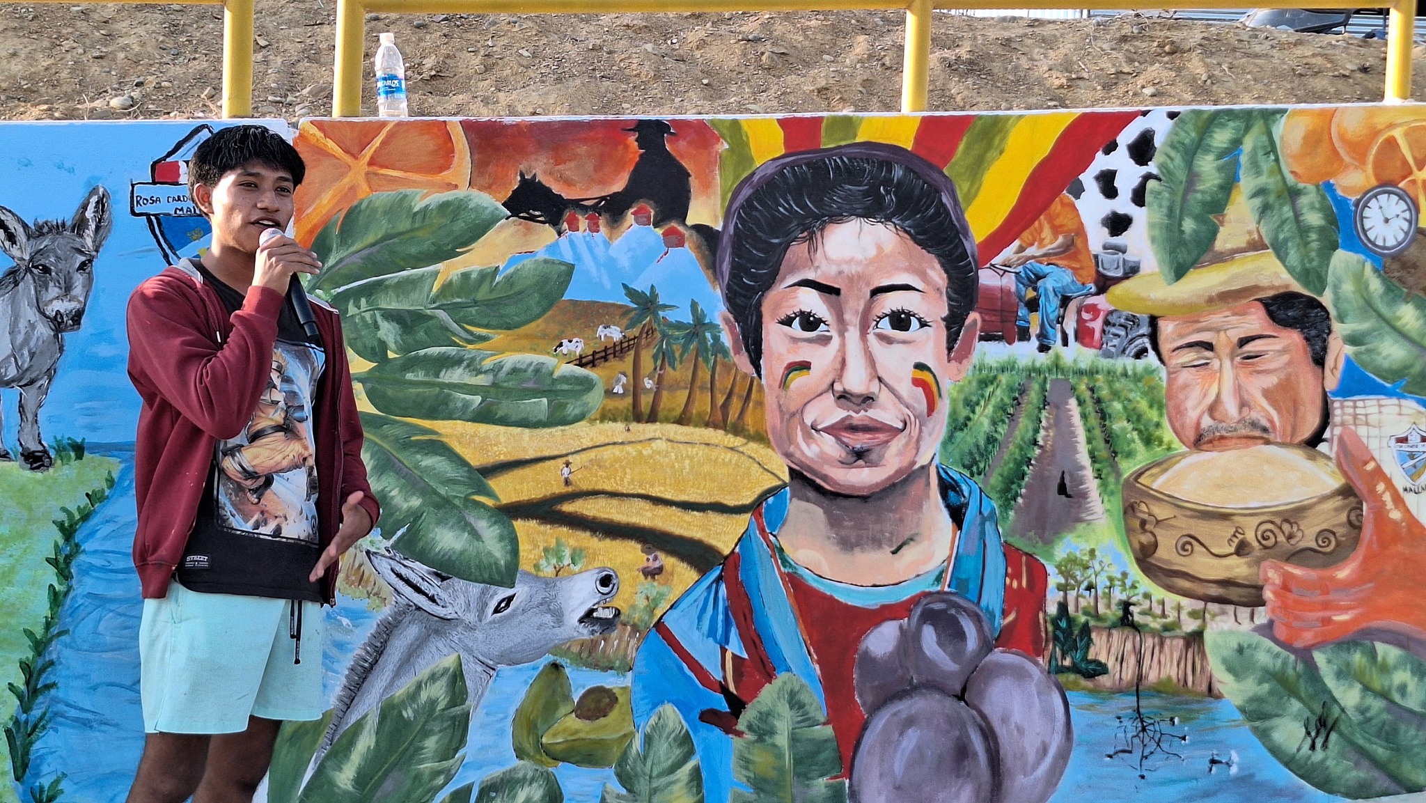 MURAL