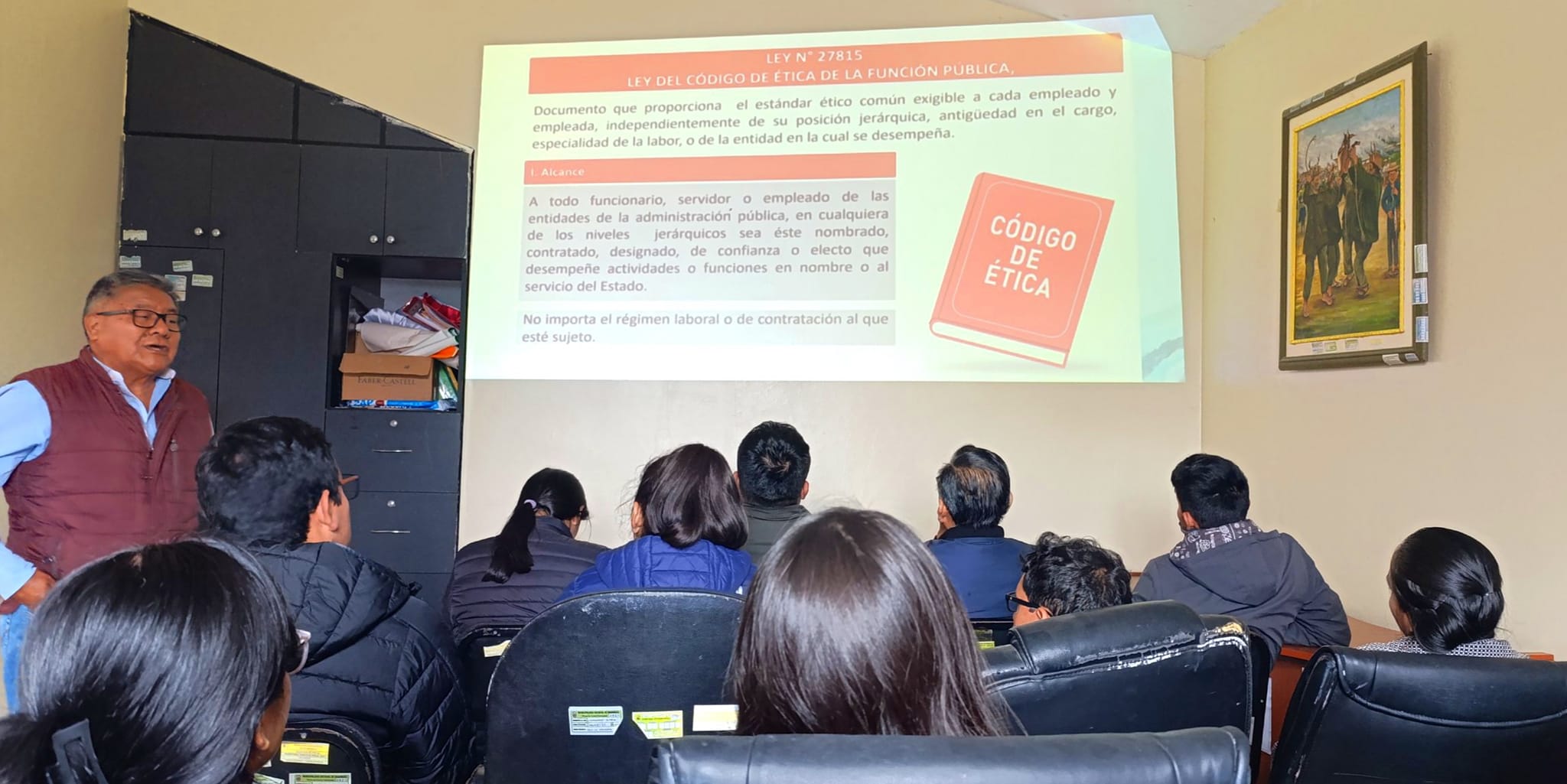 Capacitan a funcionarios y trabajadores municipales en ética e integridad en la gestión pública