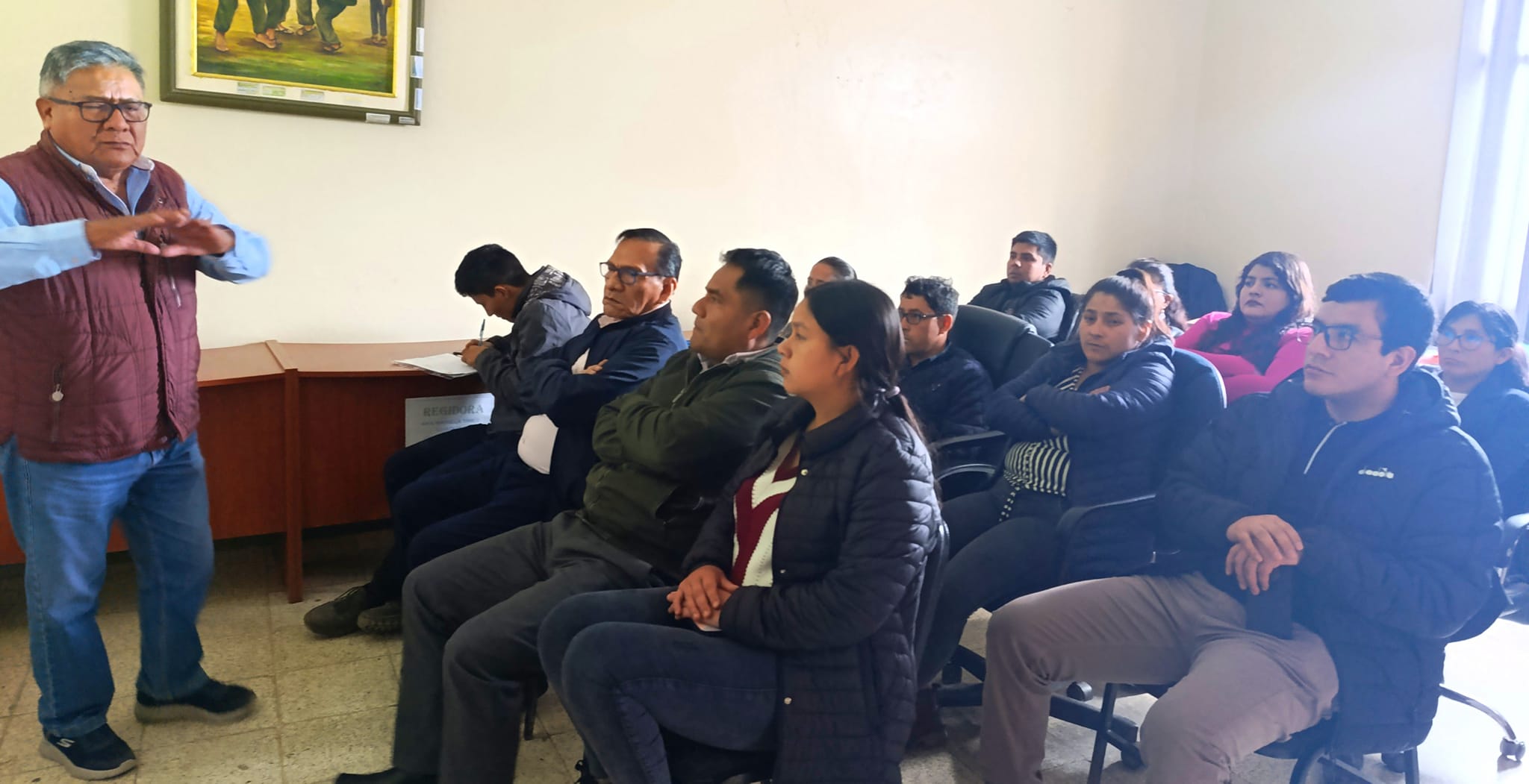 Capacitan a funcionarios y trabajadores municipales en ética e integridad en la gestión pública