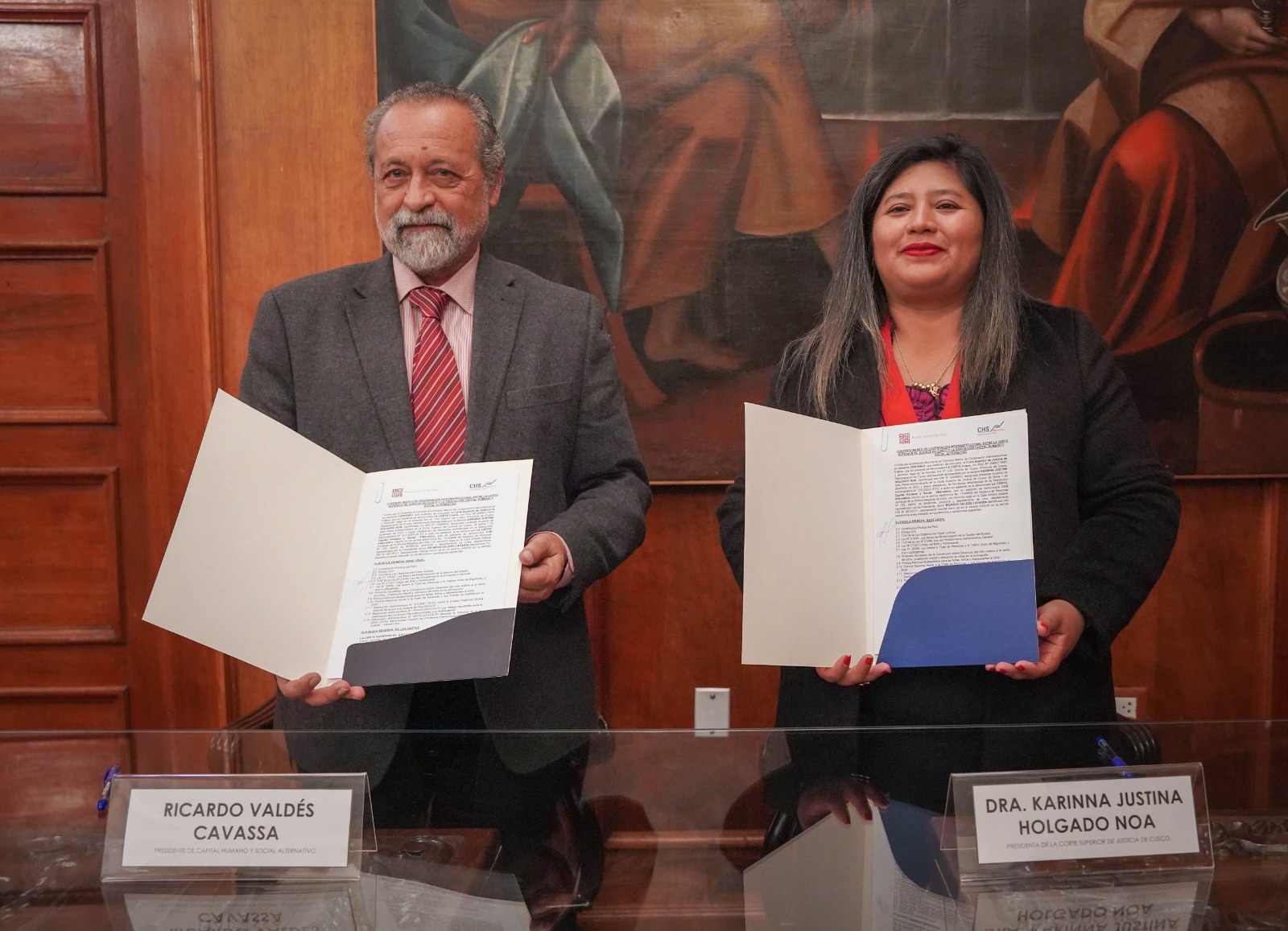 Corte de Cusco y CHS Alternativo firman importante convenio para fortalece la lucha contra la trata de personas y violencia de género