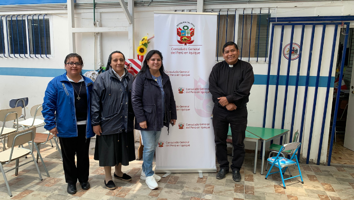 Peruanos residentes en las ciudades de Antofagasta, Tocopilla y Calama reciben atención consular itinerante