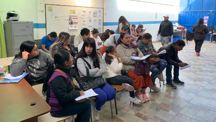 Peruanos residentes en las ciudades de Antofagasta, Tocopilla y Calama reciben atención consular itinerante