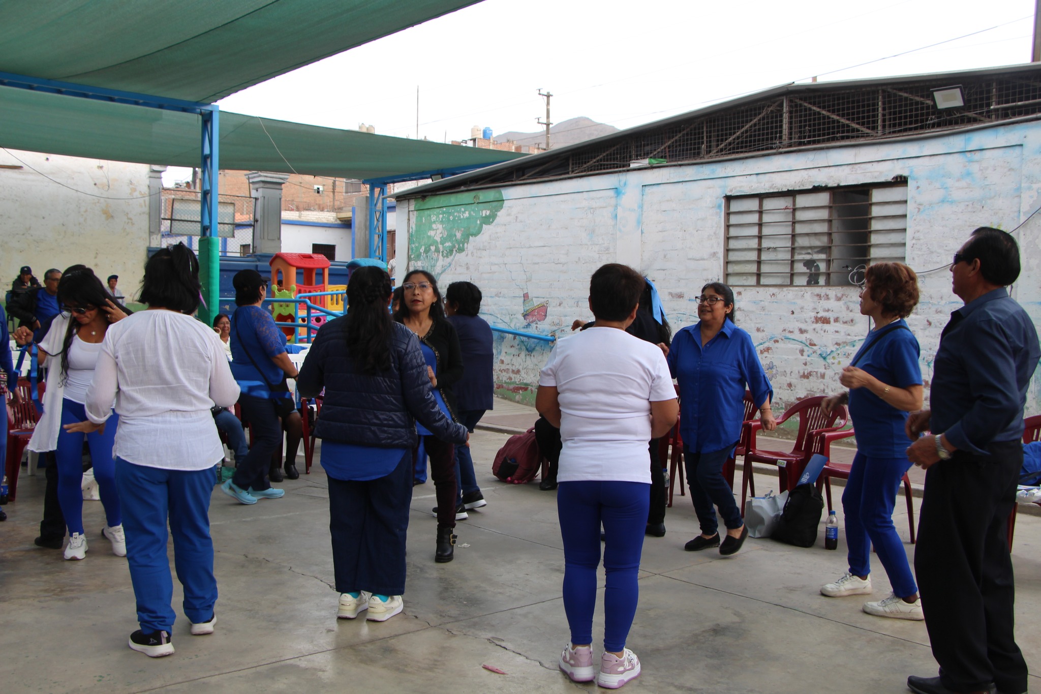 饾悅lausura de los Talleres de Oratoria y Baile