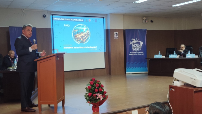 Terminal Portuario de Lambayeque seria el 7º en el Perú con grúas pórticas