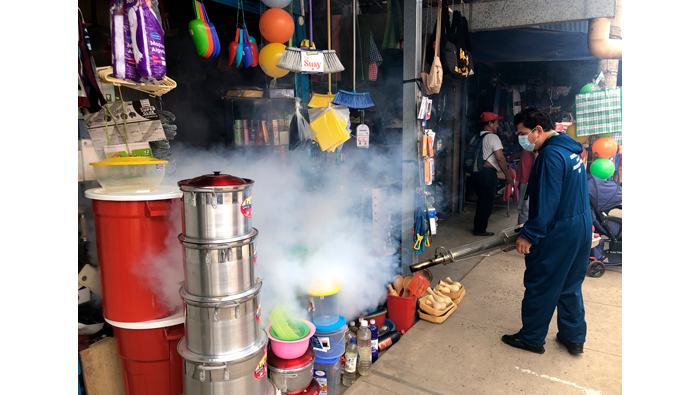 Desinfecci贸n y fumigaci贸n de los centros de abastos.