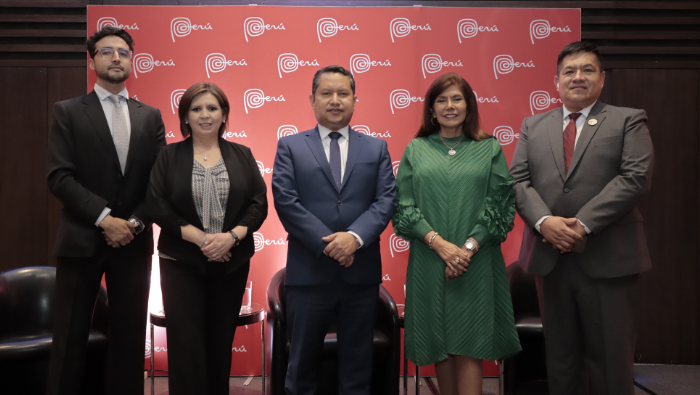 Embajada del Perú en Bolivia participa en el “Foro Especializado Técnico de Minería” en La Paz