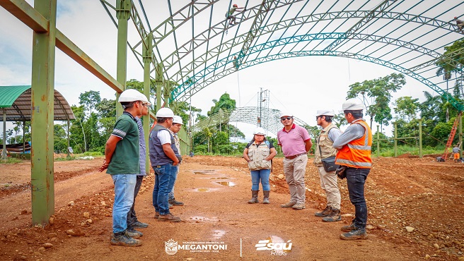 Regidor Jhon Luna supervisó la construcción de la planta de tratamiento de residuos sólidos en la comunidad de kirigueti