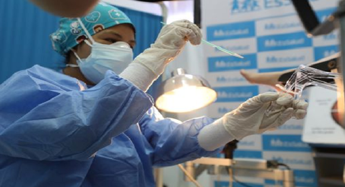 EsSalud supera los 18 millones de consultas y 349 mil cirugías en 10 meses de 2024