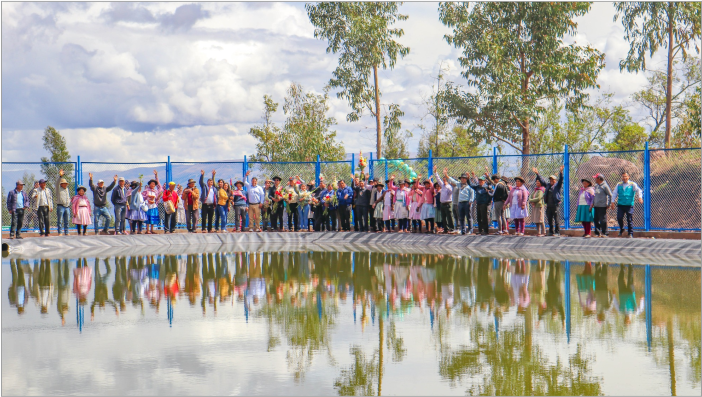 ¡Inauguración de reservorio para riego en Ccencha Ccencha!