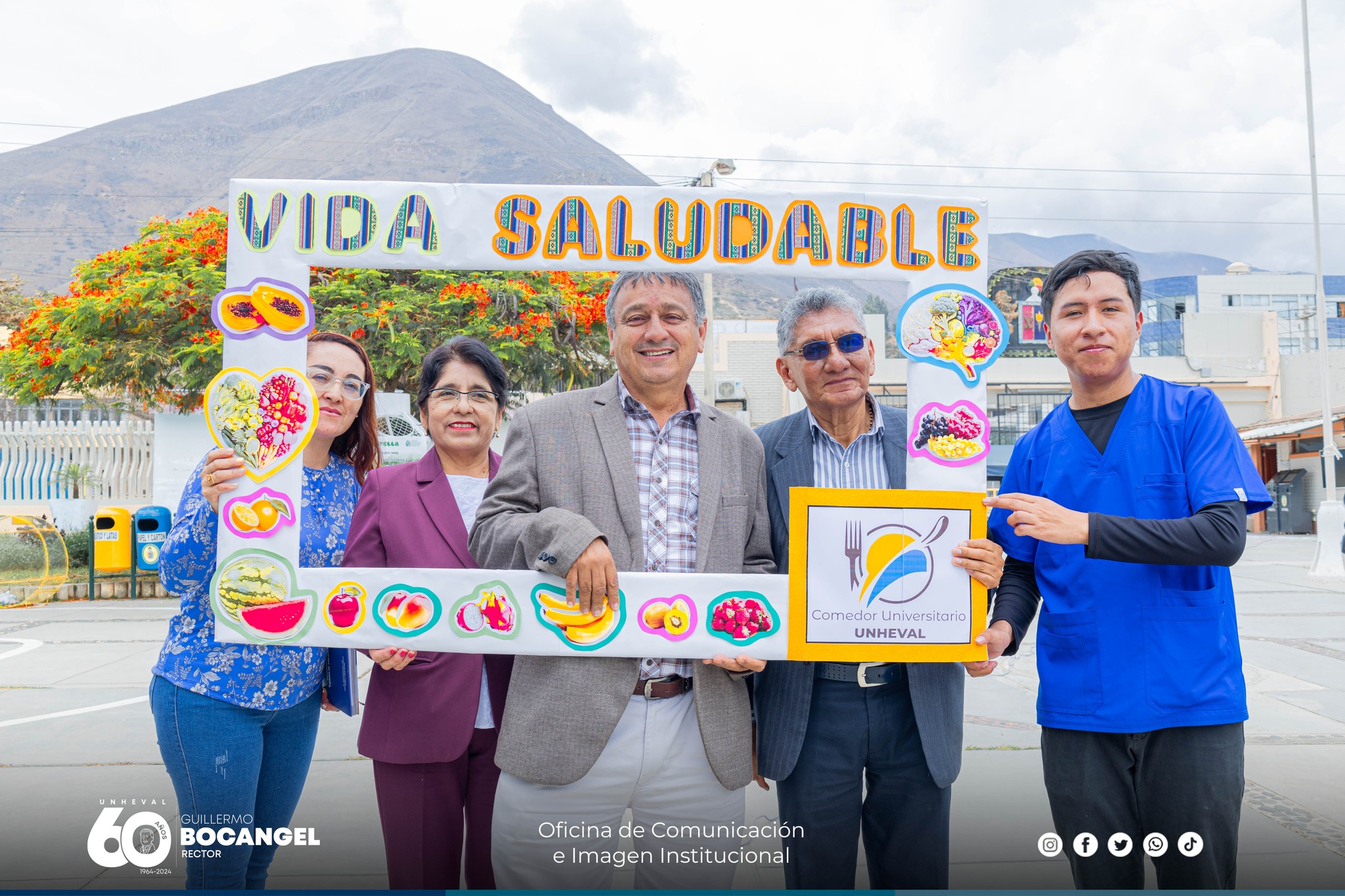 autoridades en la Feria de Vid Saludable 