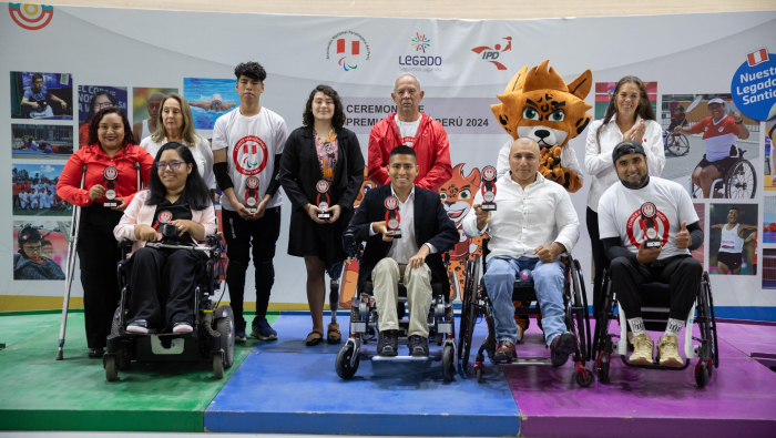 Paradeportistas fueron reconocidos en premiación a los mejores del año