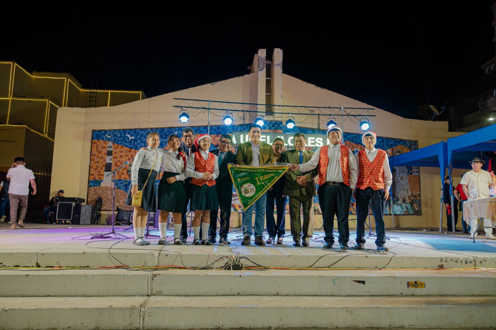 Se desarrolló en el atrio de la Parroquia San Jerónimo el tradicional “Concurso de Villancicos Escolares 2024”