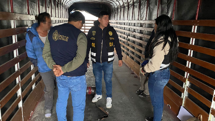 Fiscalía Antidrogas del Callao realiza diligencias tras hallar 730 paquetes de clorhidrato de cocaína camuflado en la carreta de un tráiler