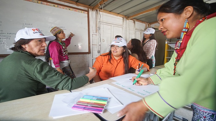 Mincul: jornada intercultural acercó a ciudadanía el arte kené, legado ancestral del pueblo indígena u originario Shipibo-Konibo