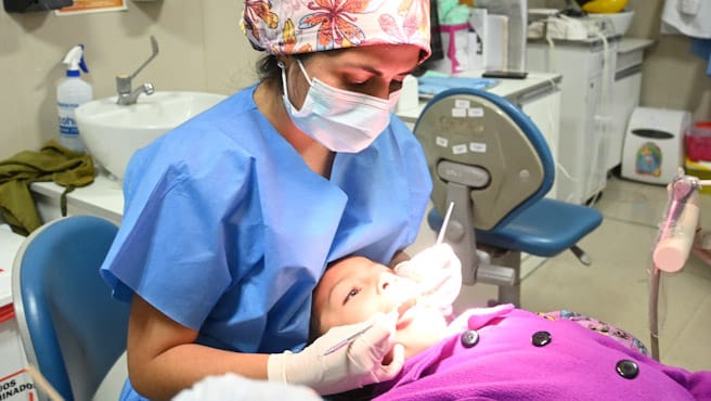Salud bucal: Hospital Cayetano Heredia realizó más de 1300 atenciones en cirugía maxilofacial durante 2024