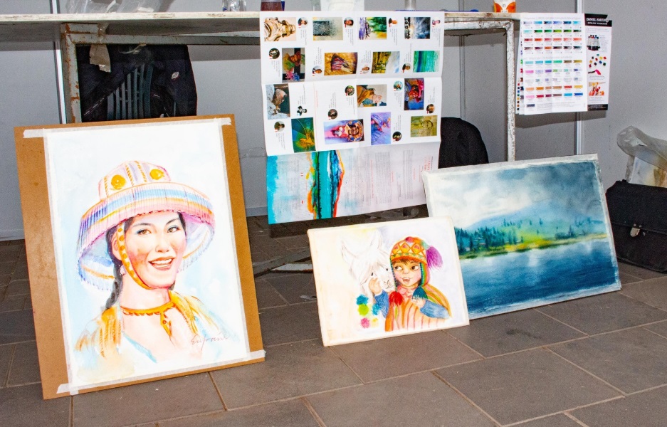 Pintura en vivo: arte y cultura en el marco de la Feria Internacional del Libro de Puno