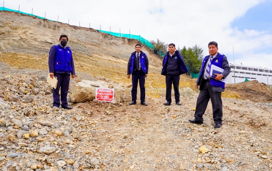 Municipalidad de Puno paraliza obra ejecutada por la empresa Dicon Sur Perú en la isla Esteves