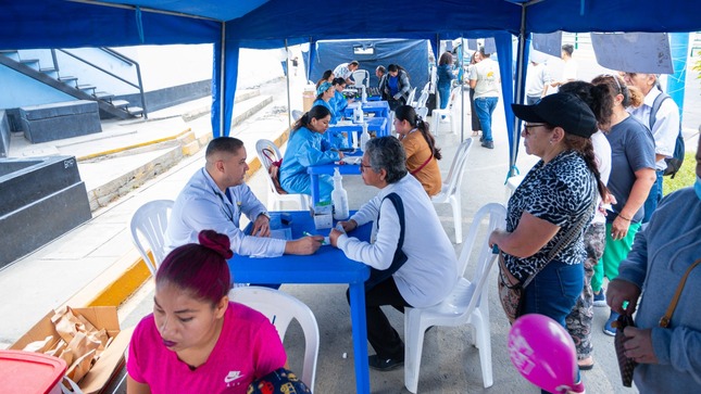 Atención médica gratuita y de calidad 🩺👨‍⚕️👩‍⚕️ llega a Ventanilla con campañas itinerantes para el bienestar de todos 👨‍👩‍👧‍👦. 