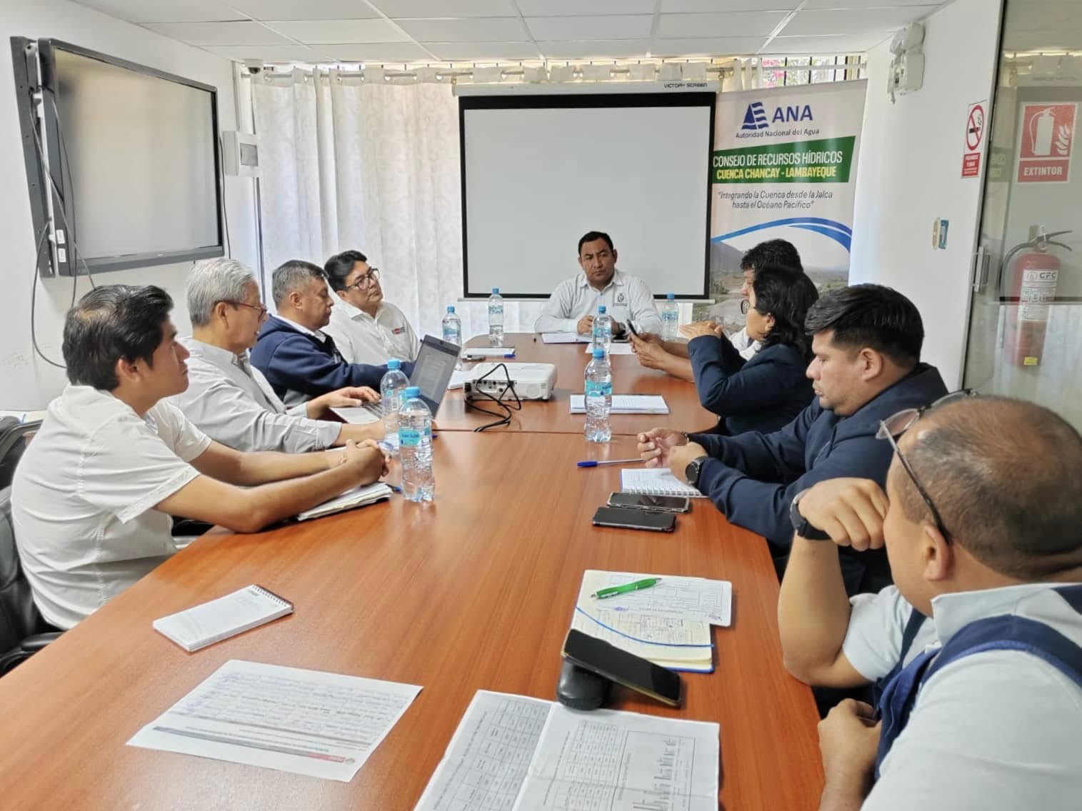 Reunion con el El Grupo de Trabajo del Plan de Aprovechamiento de Disponibilidades Hídricas