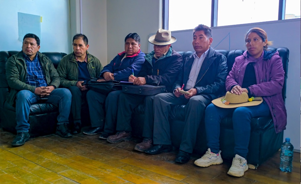 Gerencia de Transporte realiza ultimos acuerdos para ampliar el acceso al transporte urbano en zonas alejadas de Los Andes - Alto Cancharani