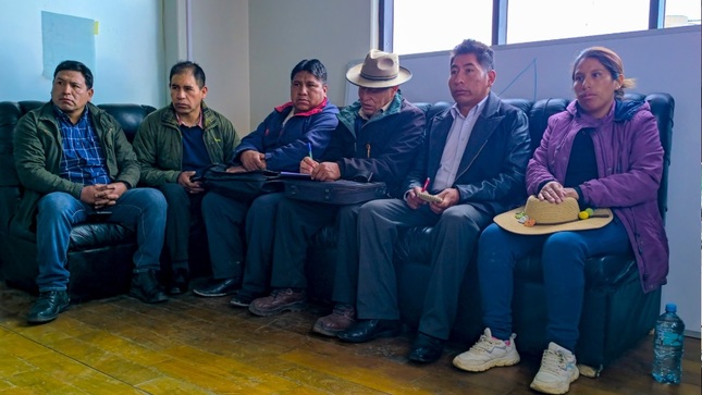 Gerencia de Transporte realiza ultimos acuerdos para ampliar el acceso al transporte urbano en zonas alejadas de Los Andes - Alto Cancharani