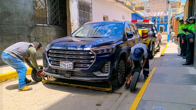 Gerencia de Transporte interna más de 10 vehículos diarios al depósito municipal para garantizar el orden vehicular en Puno