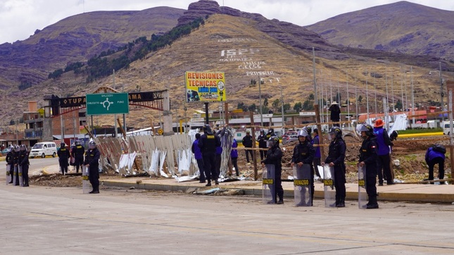 Municipalidad de Puno recupera áreas públicas y paraliza obras sin autorización