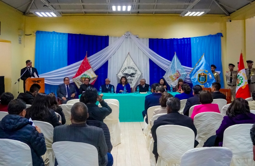 Municipalidad de Puno participó en la presentación del libro "La historia no miente" de José Maria Neira Puma