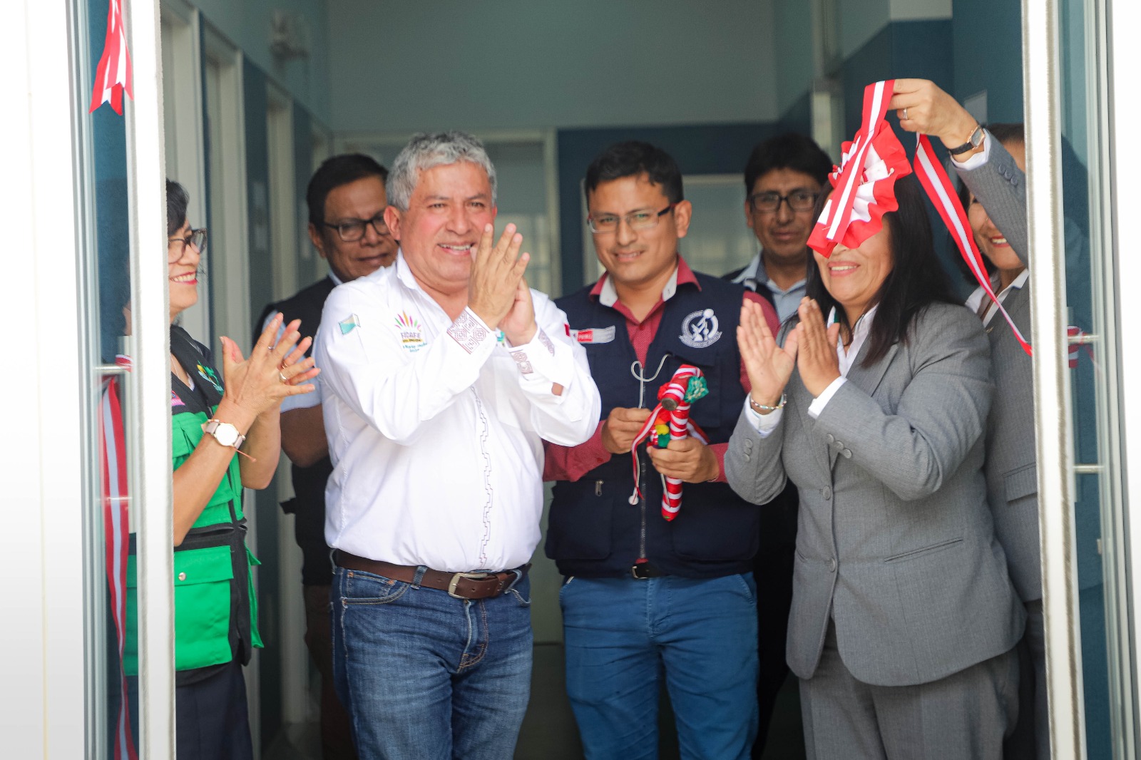 Inauguración del laboratorio de biología molecular