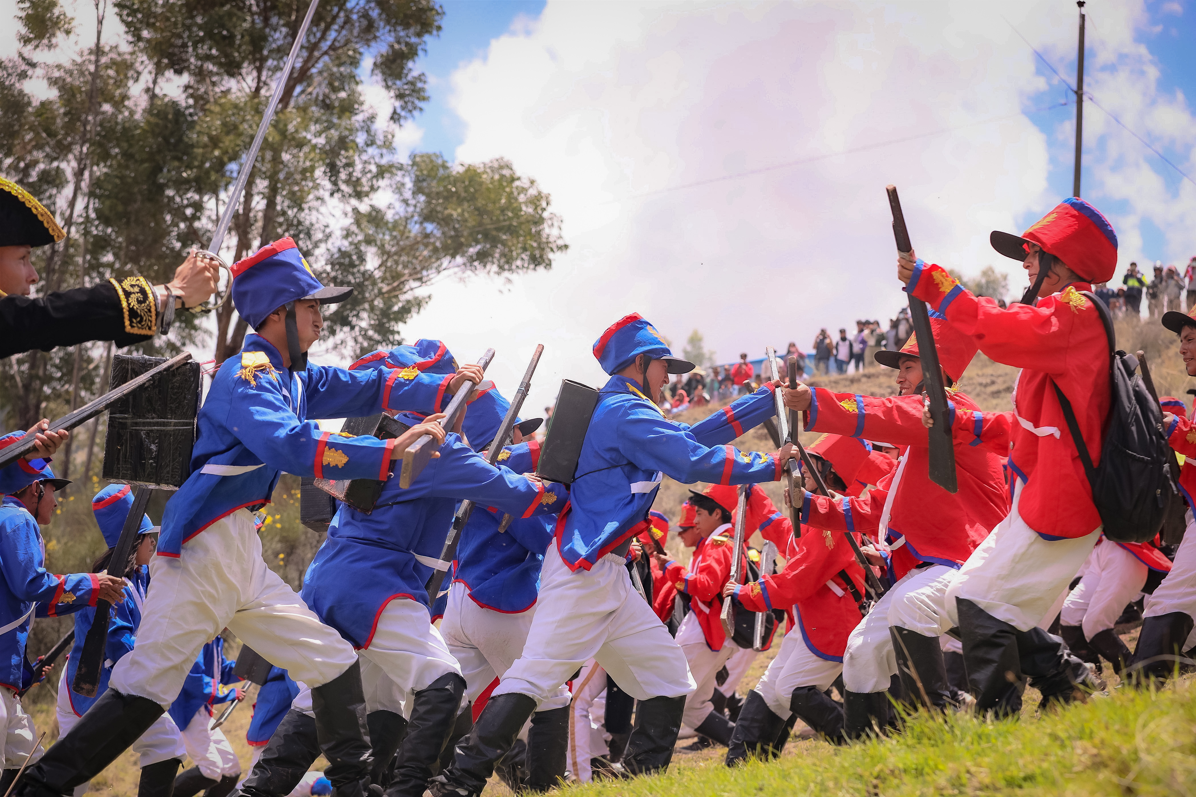 ESCENIFICACIÓN DE LA BATALLA DE CCOLLPAHUAYCCO