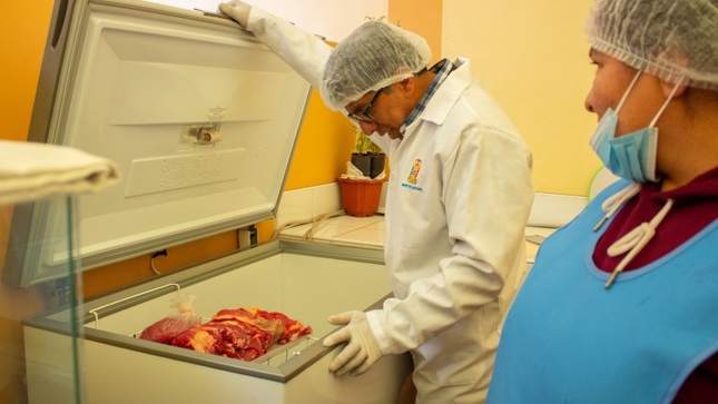 Municipalidad de Puno garantiza la inocuidad alimentaria en mercados de la ciudad