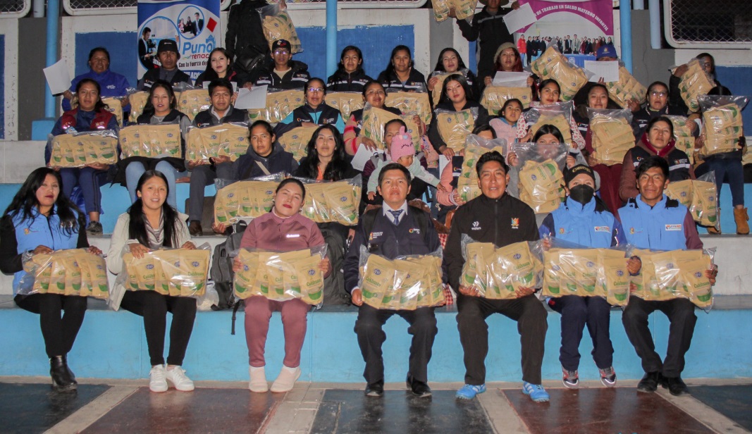 Más de 800 niños fueron beneficiados con la distribución de harina de cañihua para combatir la anemia