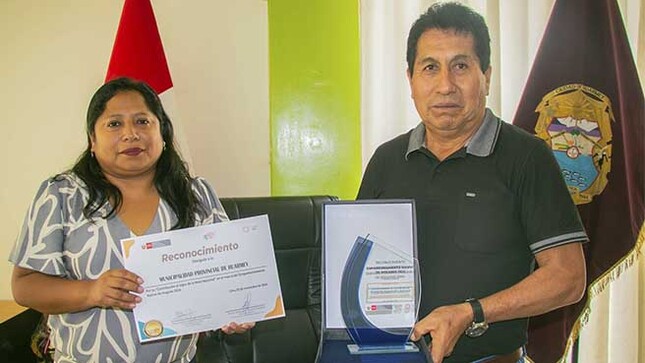 Municipalidad de Huarmey recibe reconocimiento por el cumplimiento de las metas de empadronamiento masivo de hogares 2024
