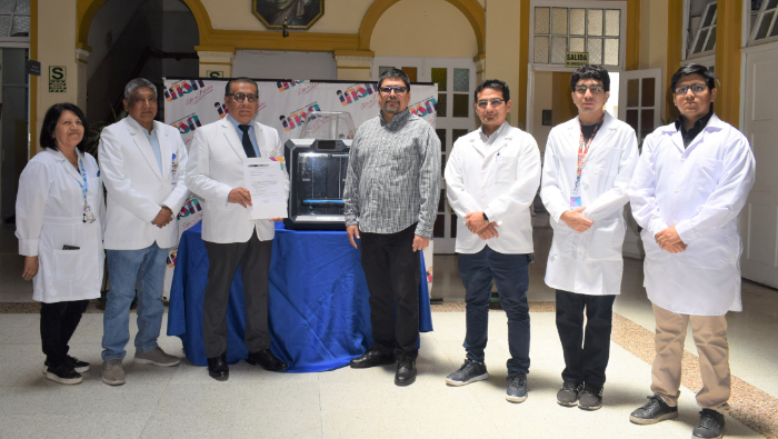 INSN recibe impresora 3D para mejorar planificación de cirugías complejas